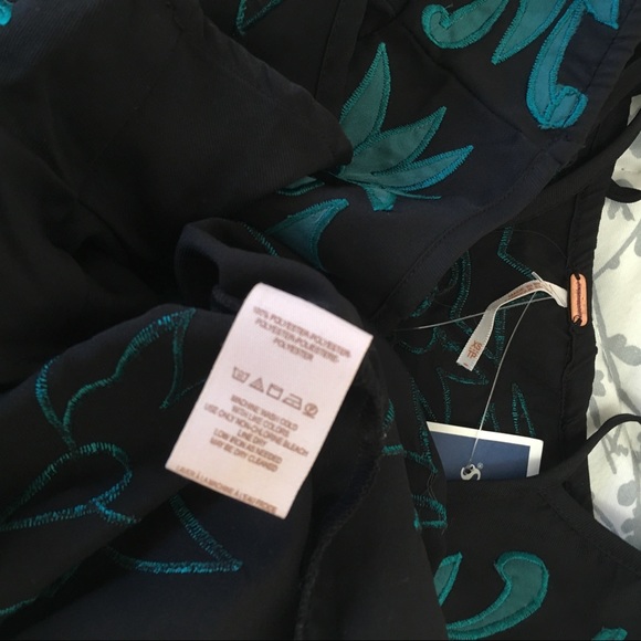 FREE PEOPLE EVERBLUE ROMPER MEDIUM - Picture 8 of 8